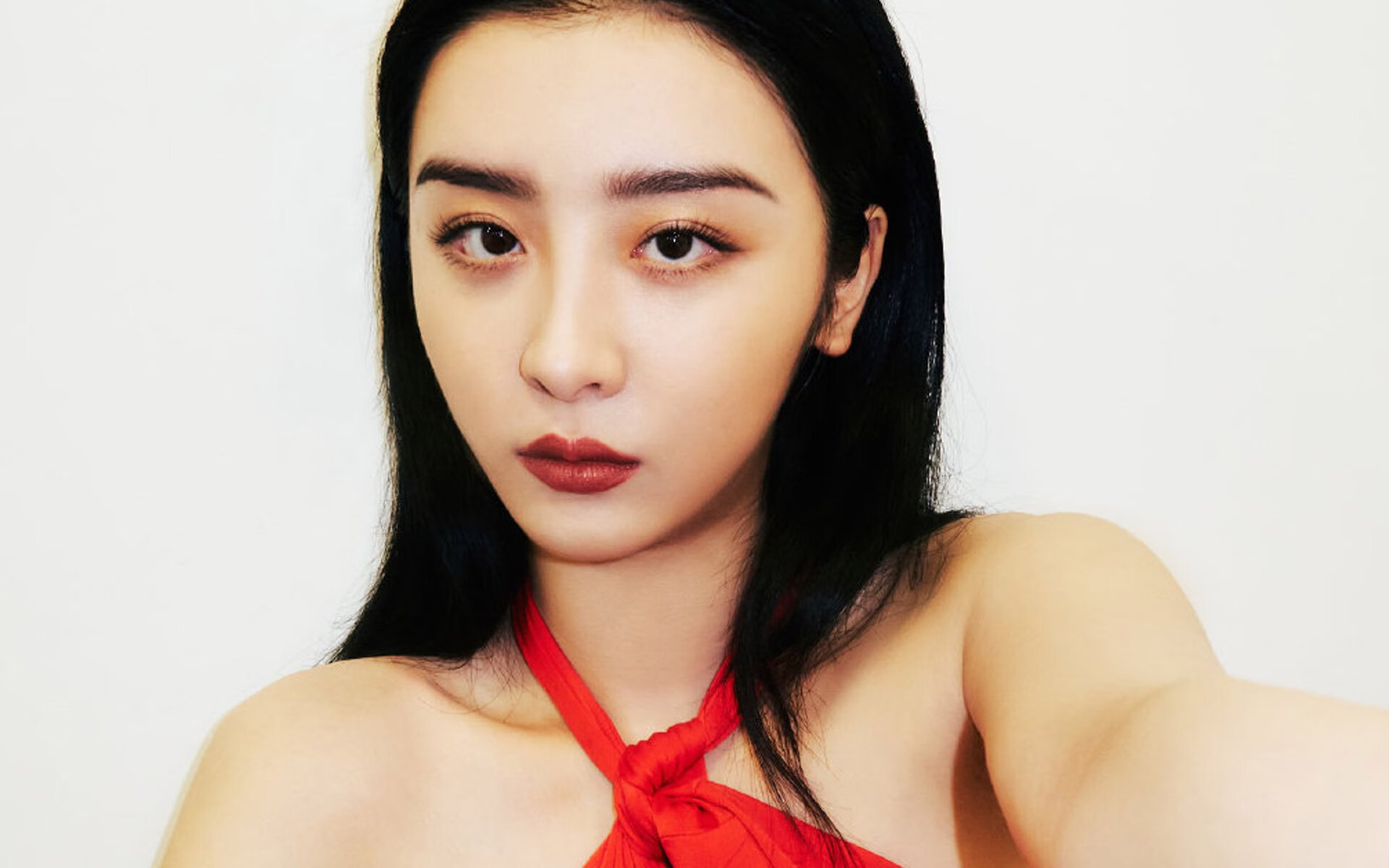 国内足球运动装备创新研发成果频出，行业技术不断突破，国产足球运动装备品牌