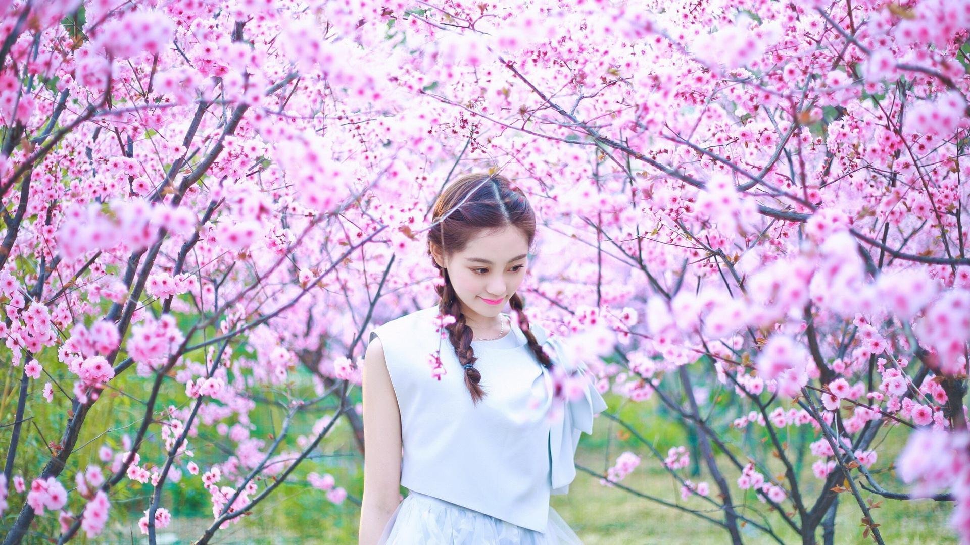 特色足球产业融合创新园区在多个城市全面建设，行业生态逐步完善